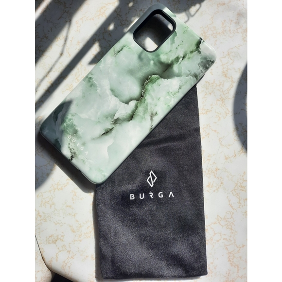 BURGA phone case - Picture 1 of 2